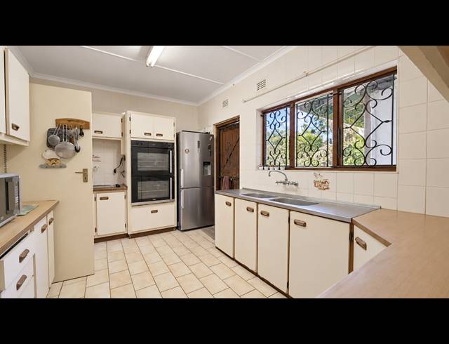 3 BEDROOM HOUSE FOR SALE IN CRESTHOLME